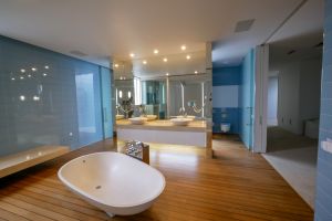 23 Master Bathroom